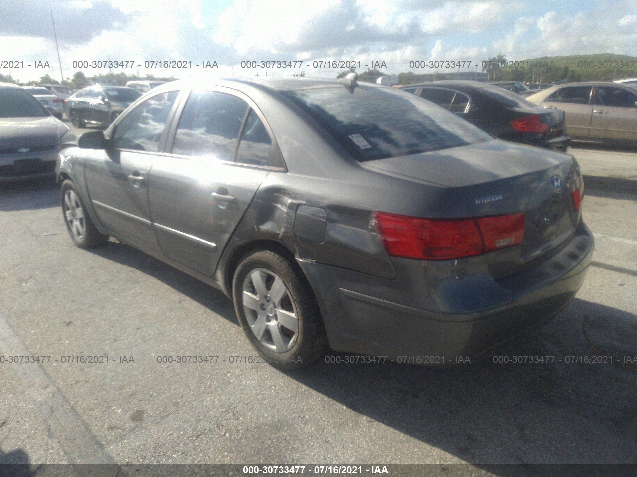 Photo 2 VIN: 5NPET46C49H420432 - HYUNDAI SONATA 