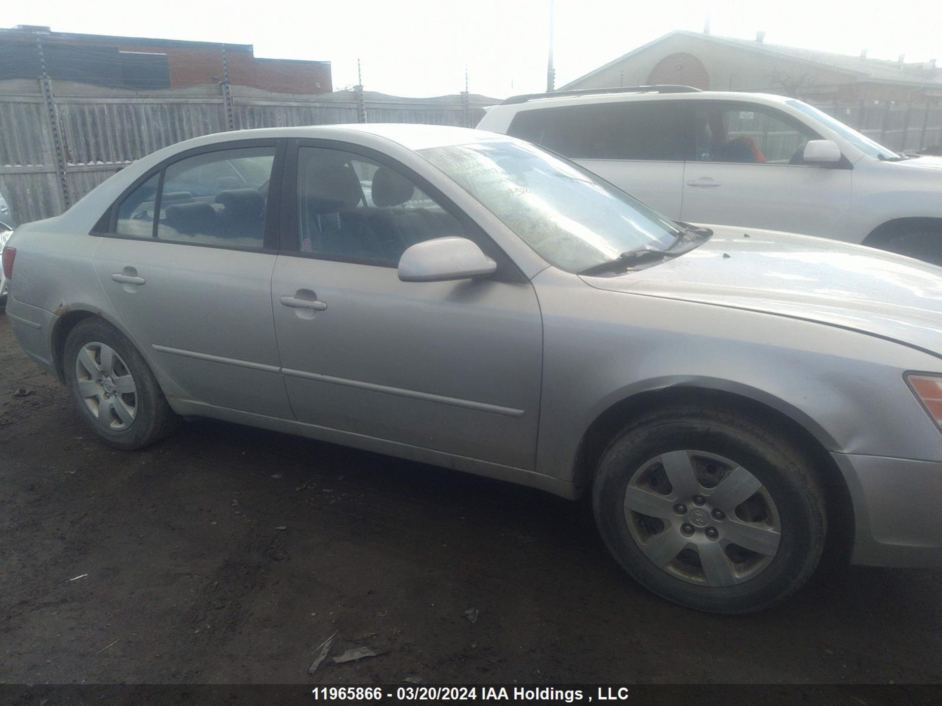 Photo 12 VIN: 5NPET46C49H523897 - HYUNDAI SONATA 