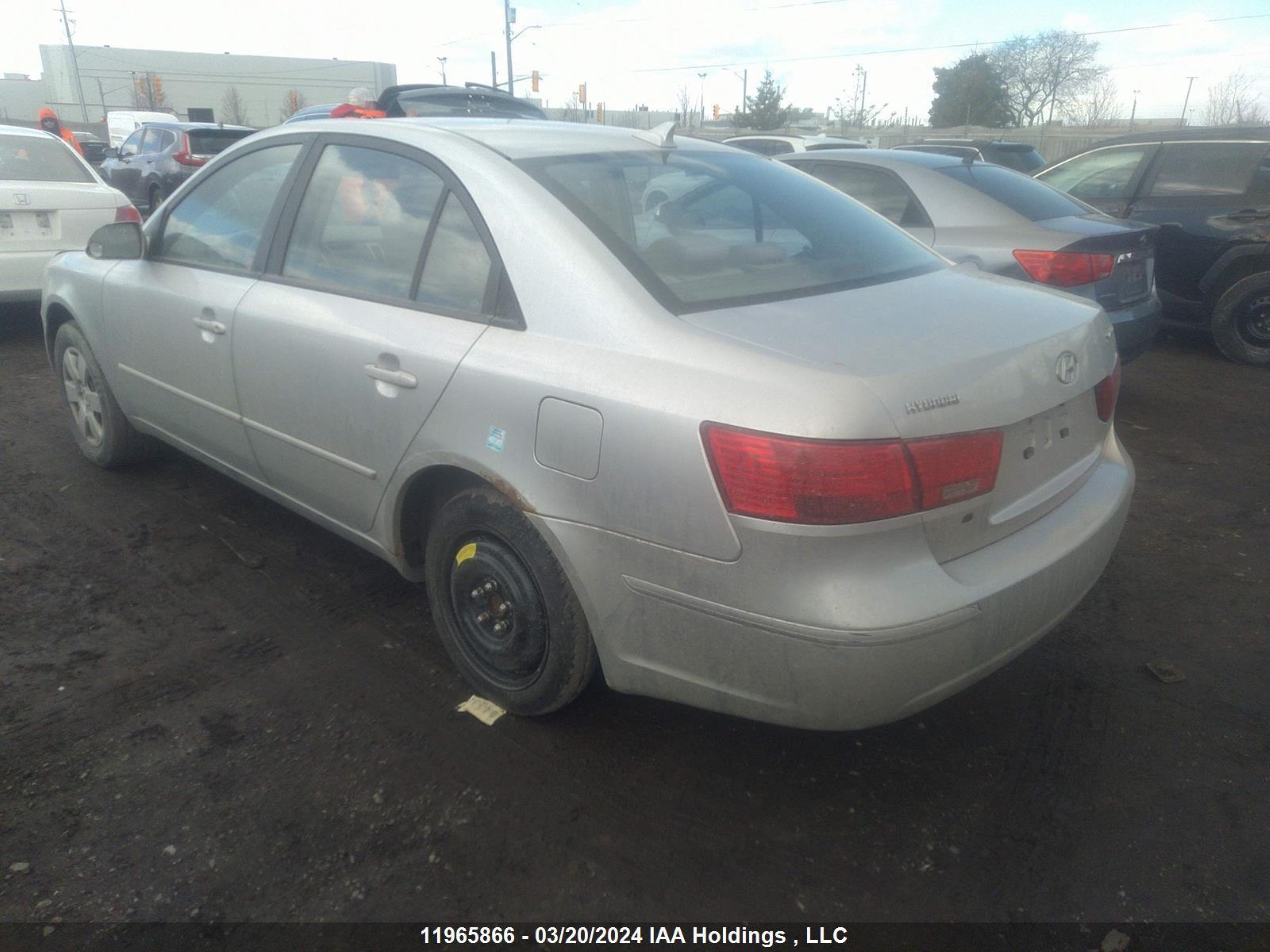 Photo 2 VIN: 5NPET46C49H523897 - HYUNDAI SONATA 