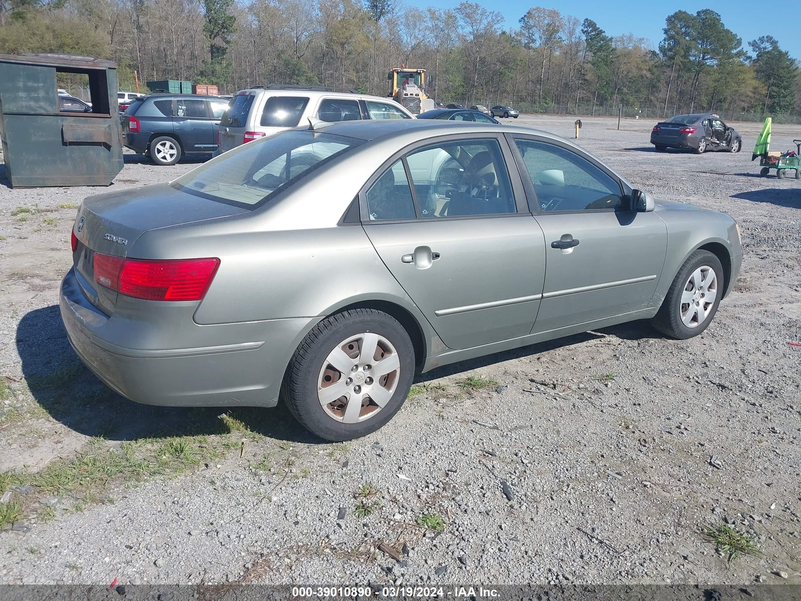 Photo 3 VIN: 5NPET46C49H527030 - HYUNDAI SONATA 