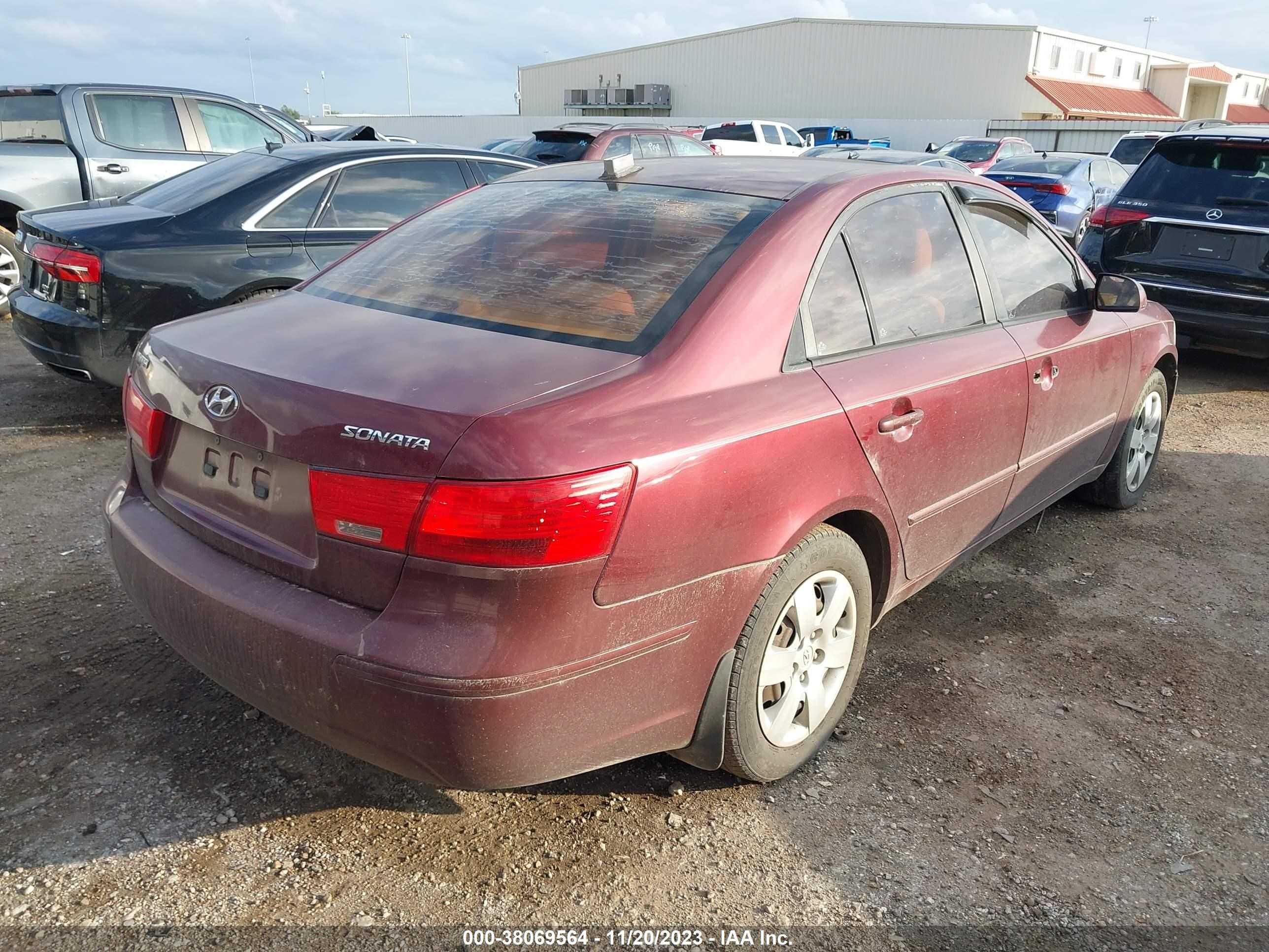 Photo 3 VIN: 5NPET46C49H547200 - HYUNDAI SONATA 