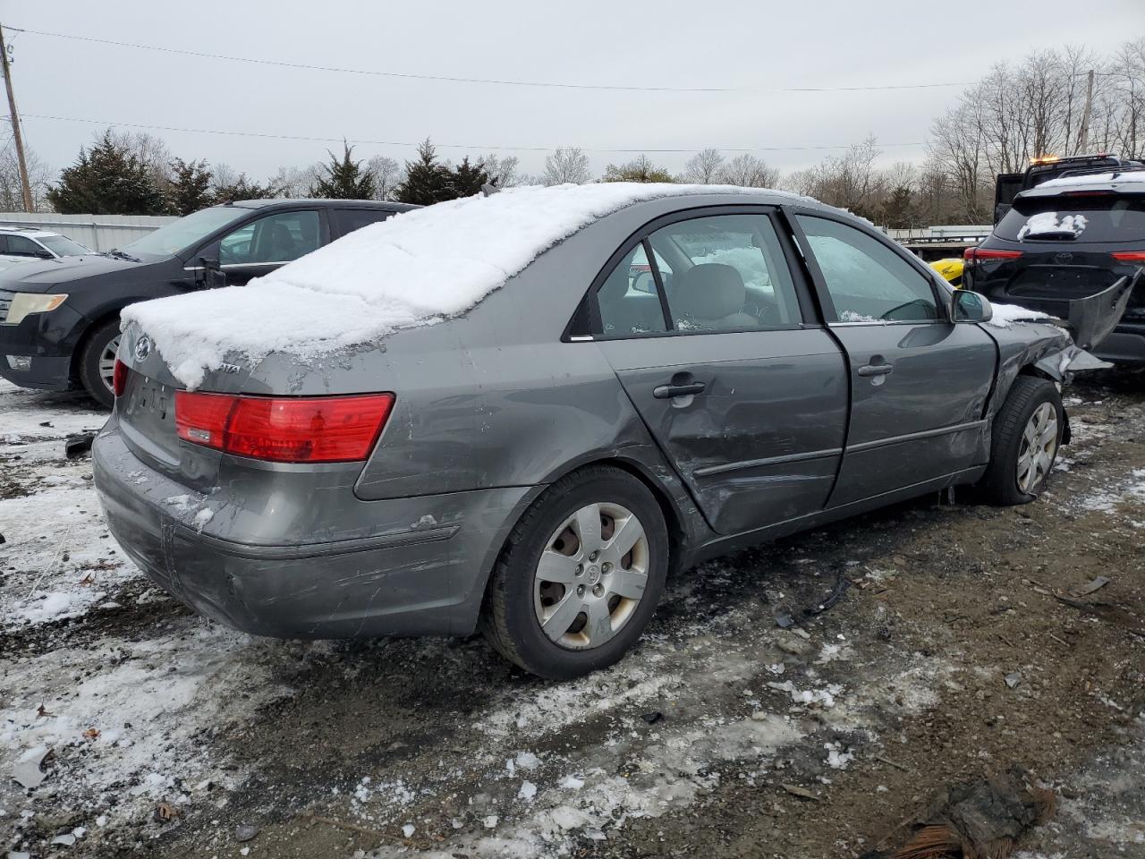 Photo 2 VIN: 5NPET46C59H427017 - HYUNDAI SONATA 