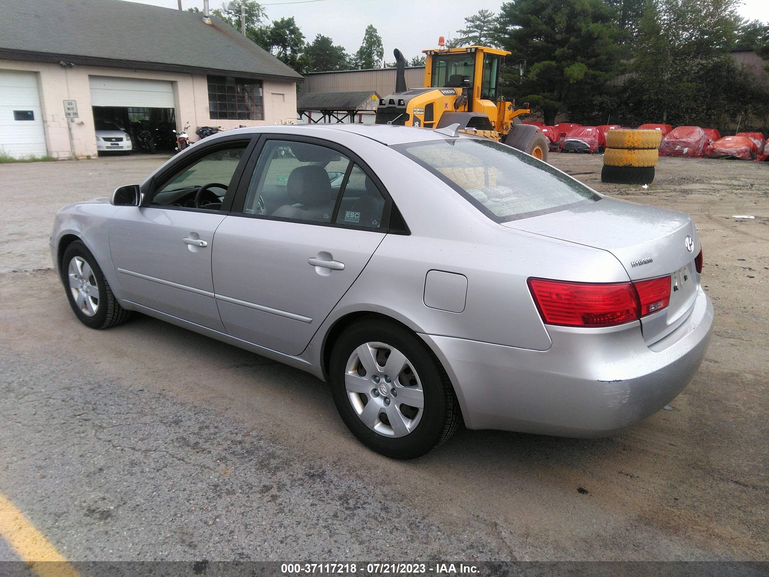 Photo 2 VIN: 5NPET46C59H427826 - HYUNDAI SONATA 