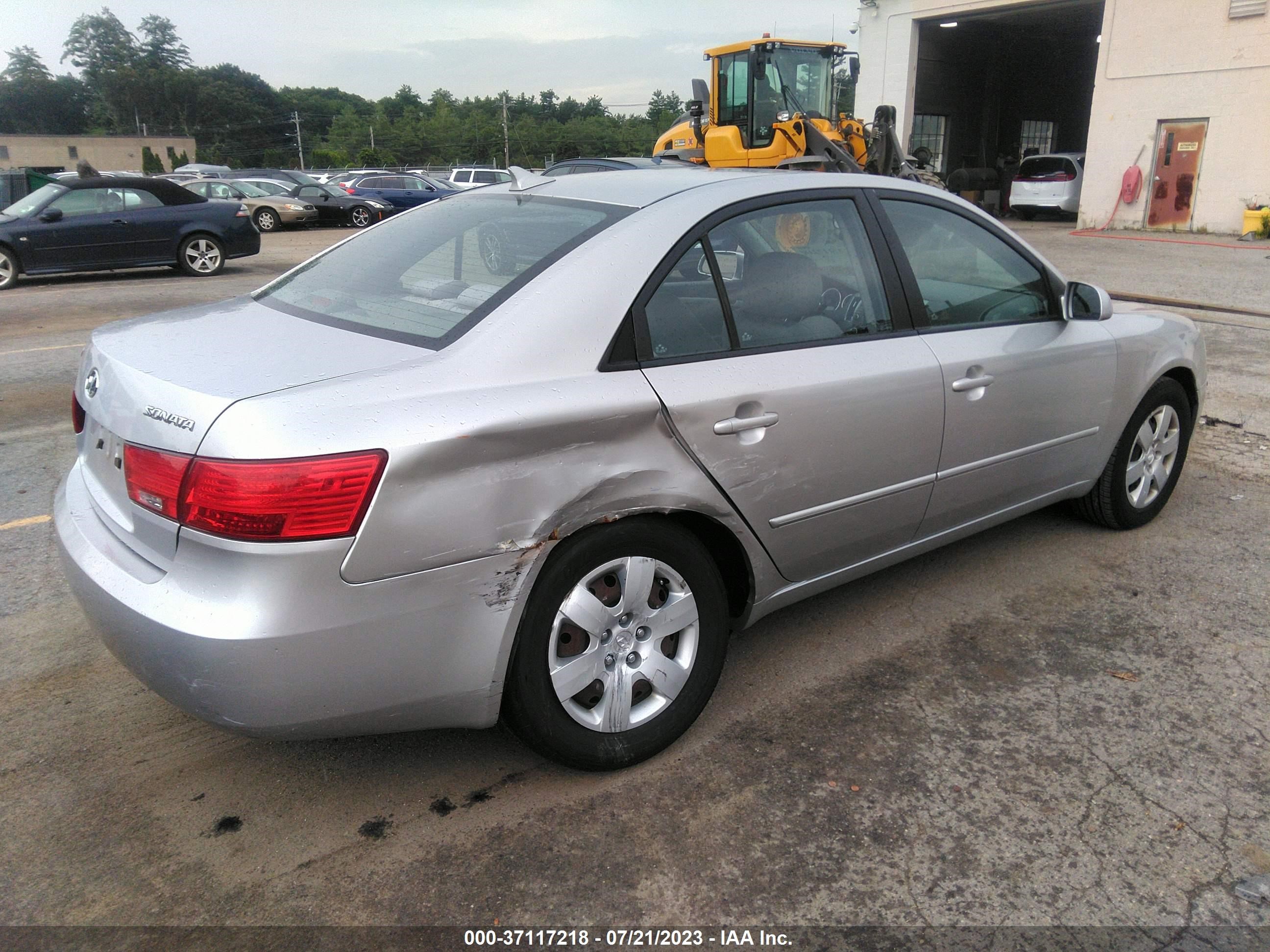 Photo 3 VIN: 5NPET46C59H427826 - HYUNDAI SONATA 