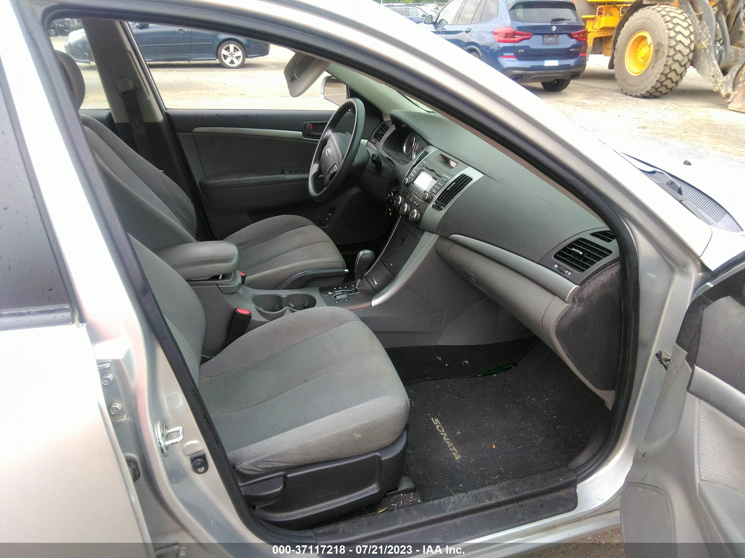 Photo 4 VIN: 5NPET46C59H427826 - HYUNDAI SONATA 