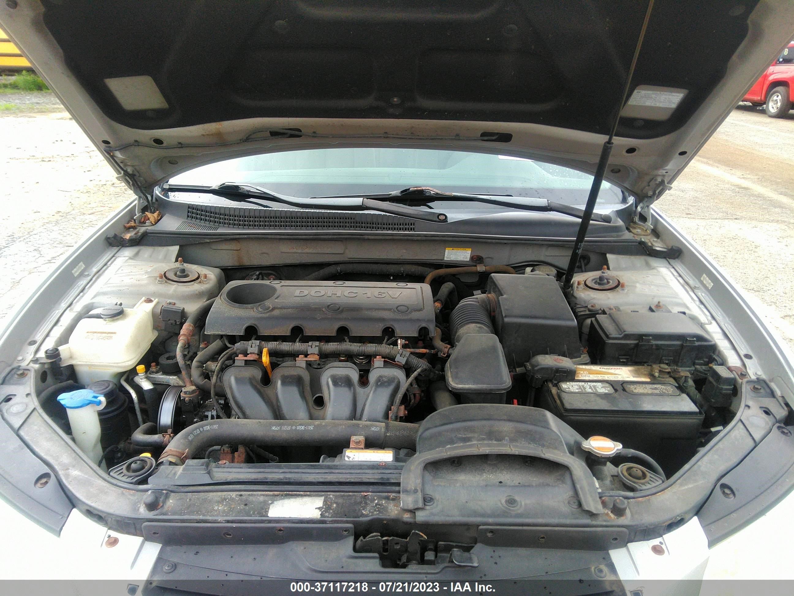 Photo 9 VIN: 5NPET46C59H427826 - HYUNDAI SONATA 