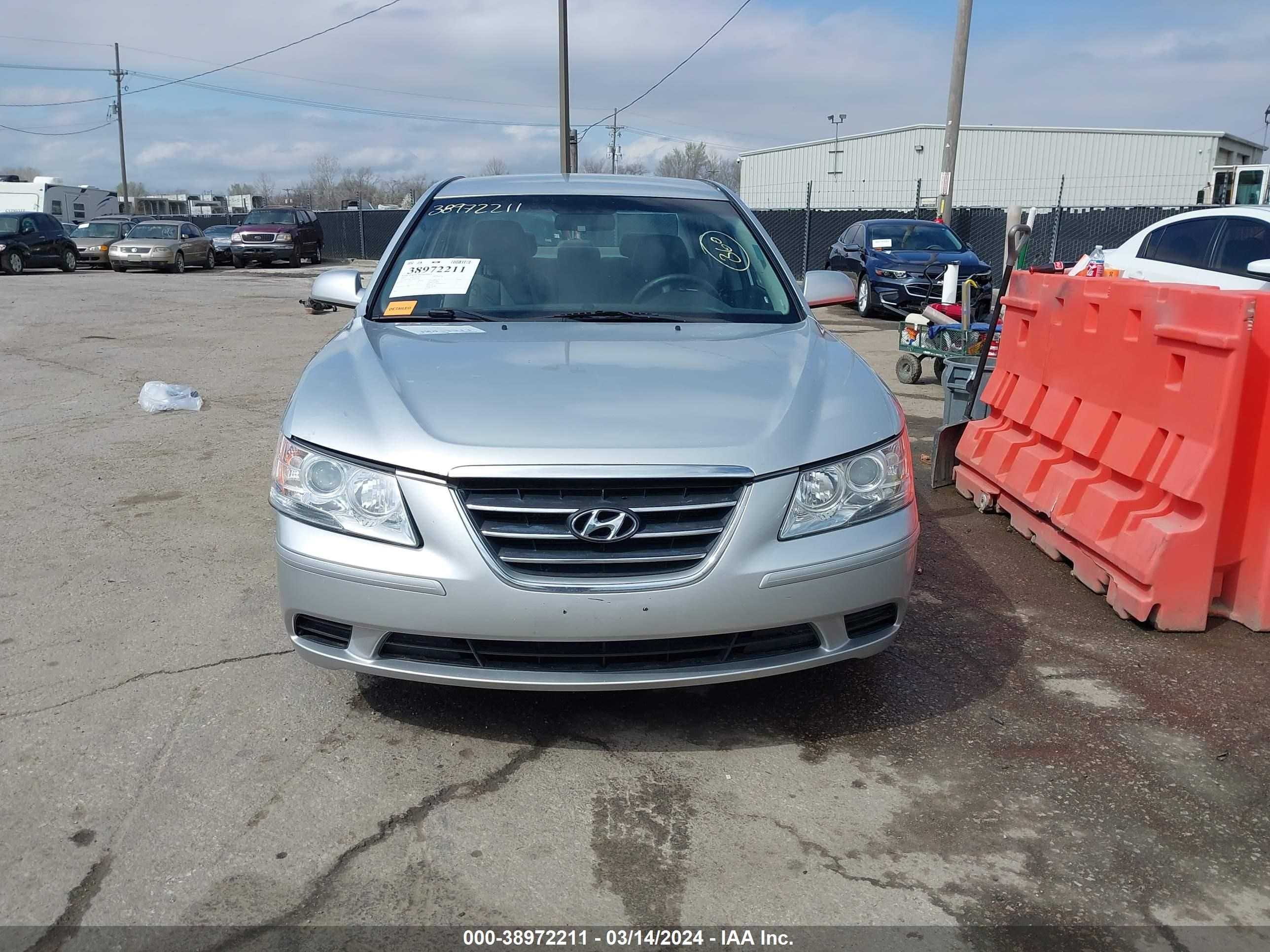 Photo 11 VIN: 5NPET46C59H428376 - HYUNDAI SONATA 