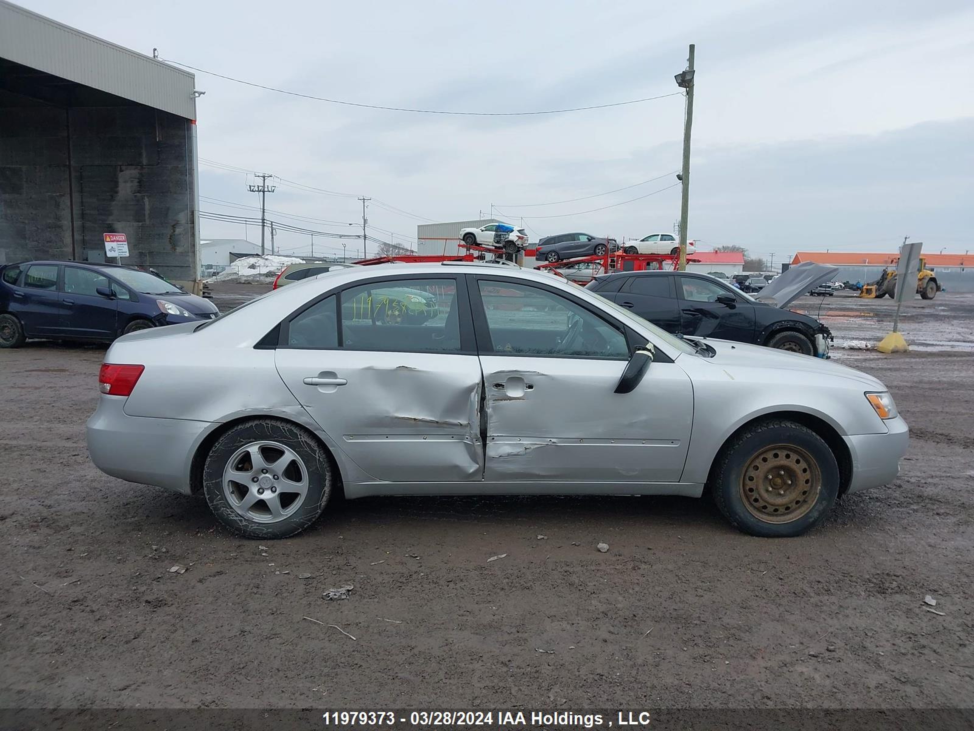 Photo 12 VIN: 5NPET46C68H374536 - HYUNDAI SONATA 