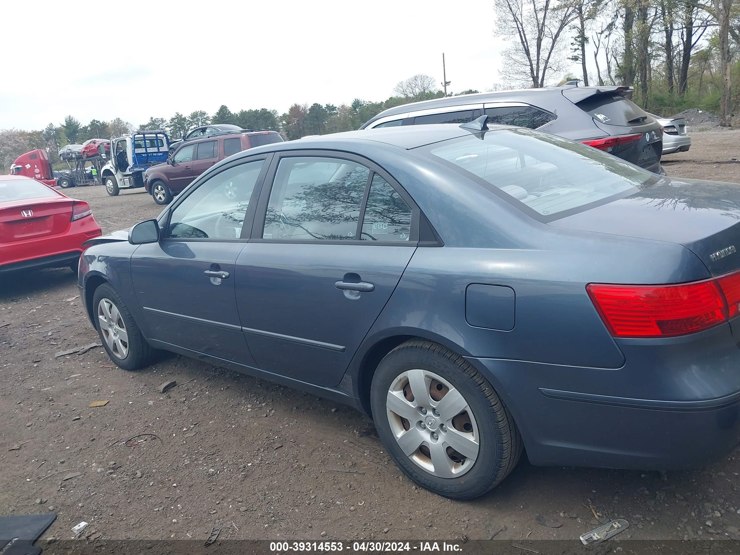 Photo 13 VIN: 5NPET46C69H446384 - HYUNDAI SONATA 