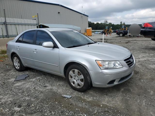 Photo 3 VIN: 5NPET46C69H460317 - HYUNDAI SONATA 