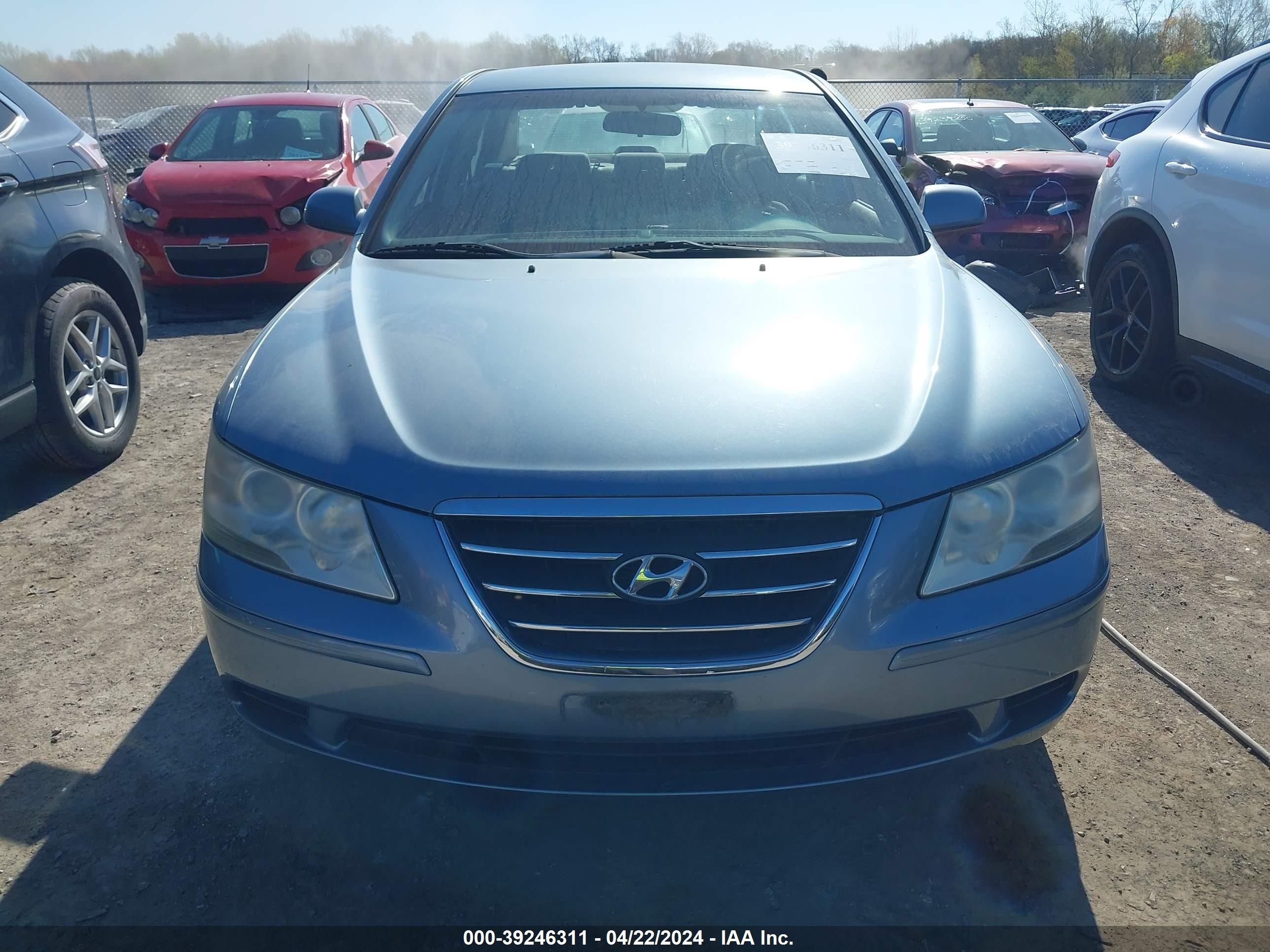 Photo 11 VIN: 5NPET46C69H497223 - HYUNDAI SONATA 