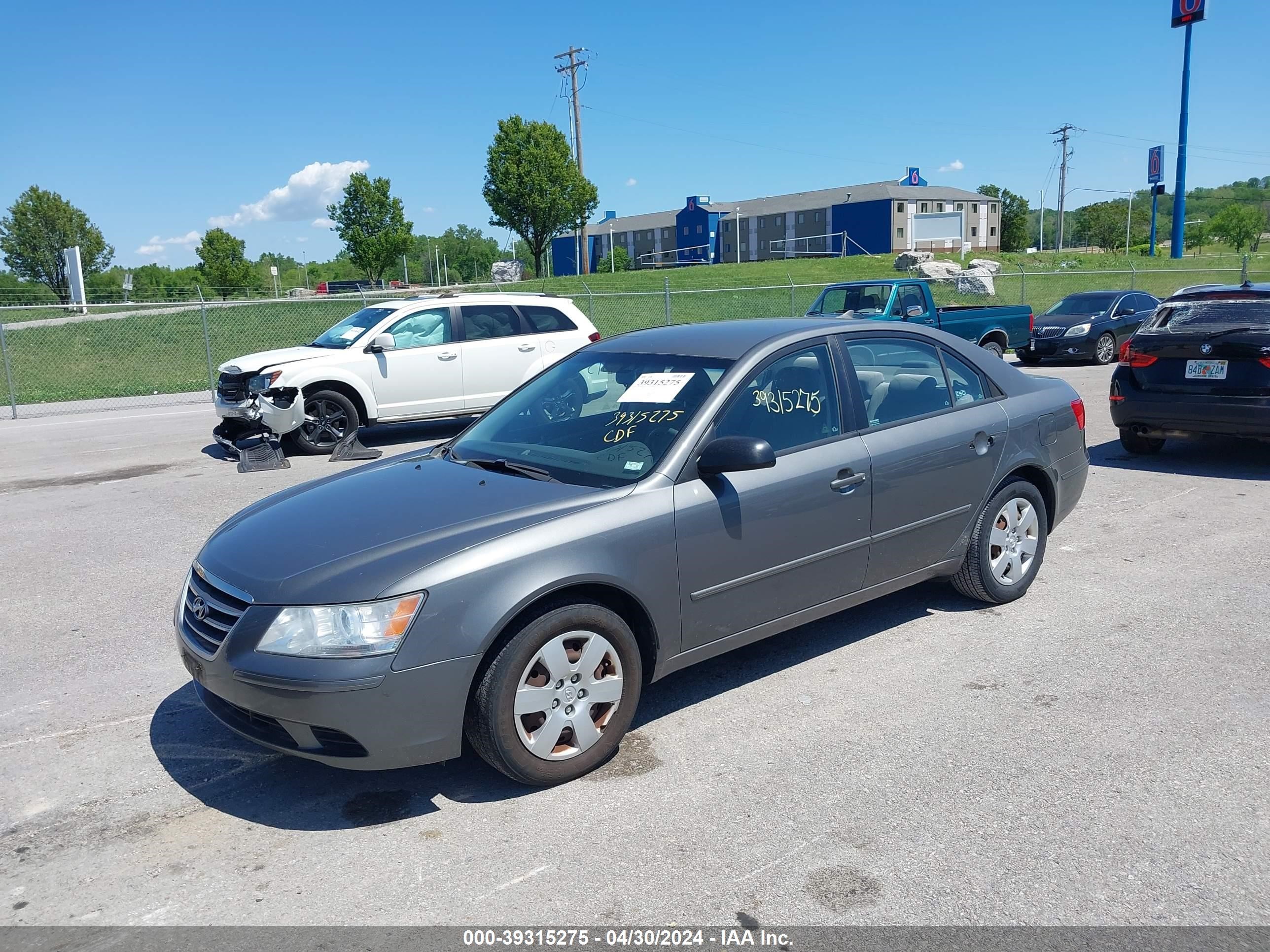 Photo 1 VIN: 5NPET46C79H440710 - HYUNDAI SONATA 