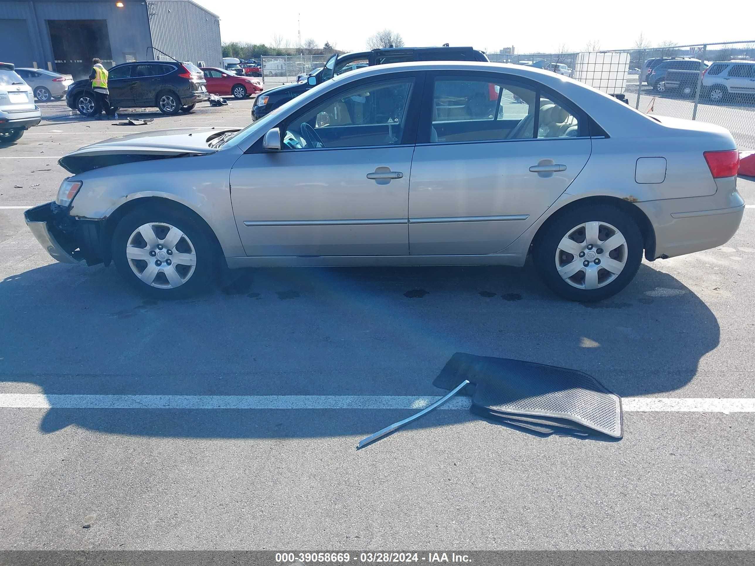 Photo 14 VIN: 5NPET46C79H492306 - HYUNDAI SONATA 