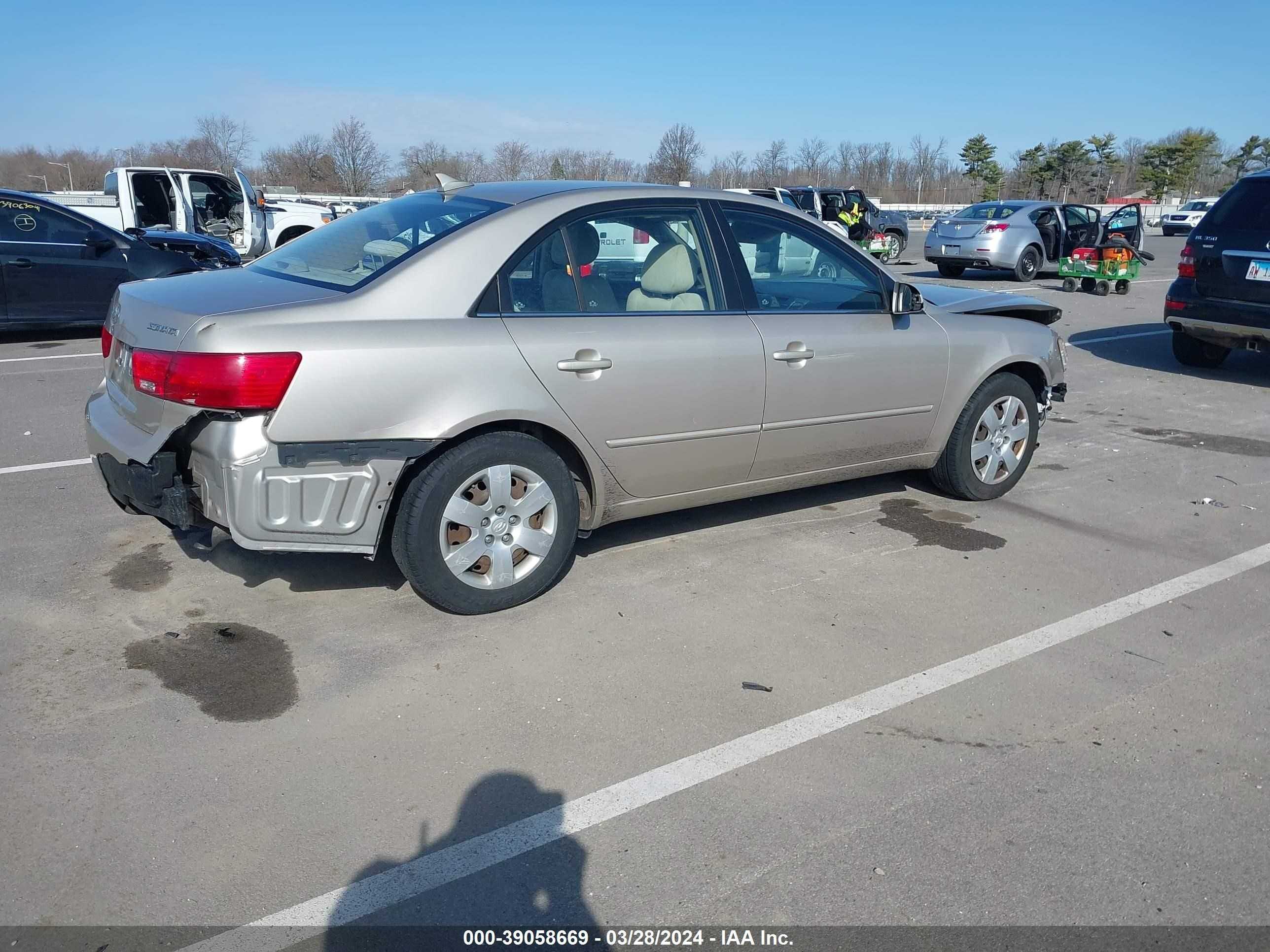 Photo 3 VIN: 5NPET46C79H492306 - HYUNDAI SONATA 