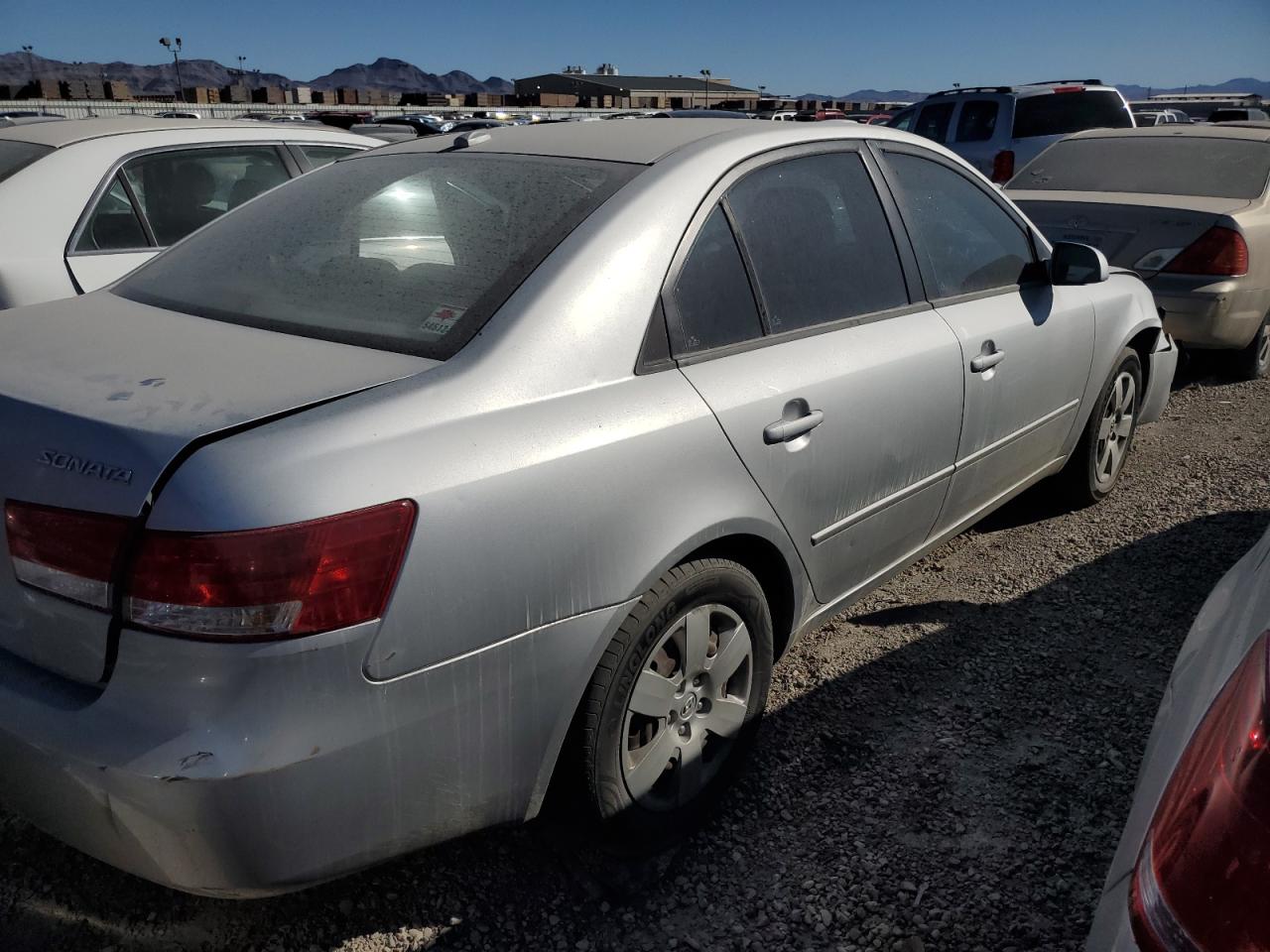 Photo 2 VIN: 5NPET46C88H375428 - HYUNDAI SONATA 