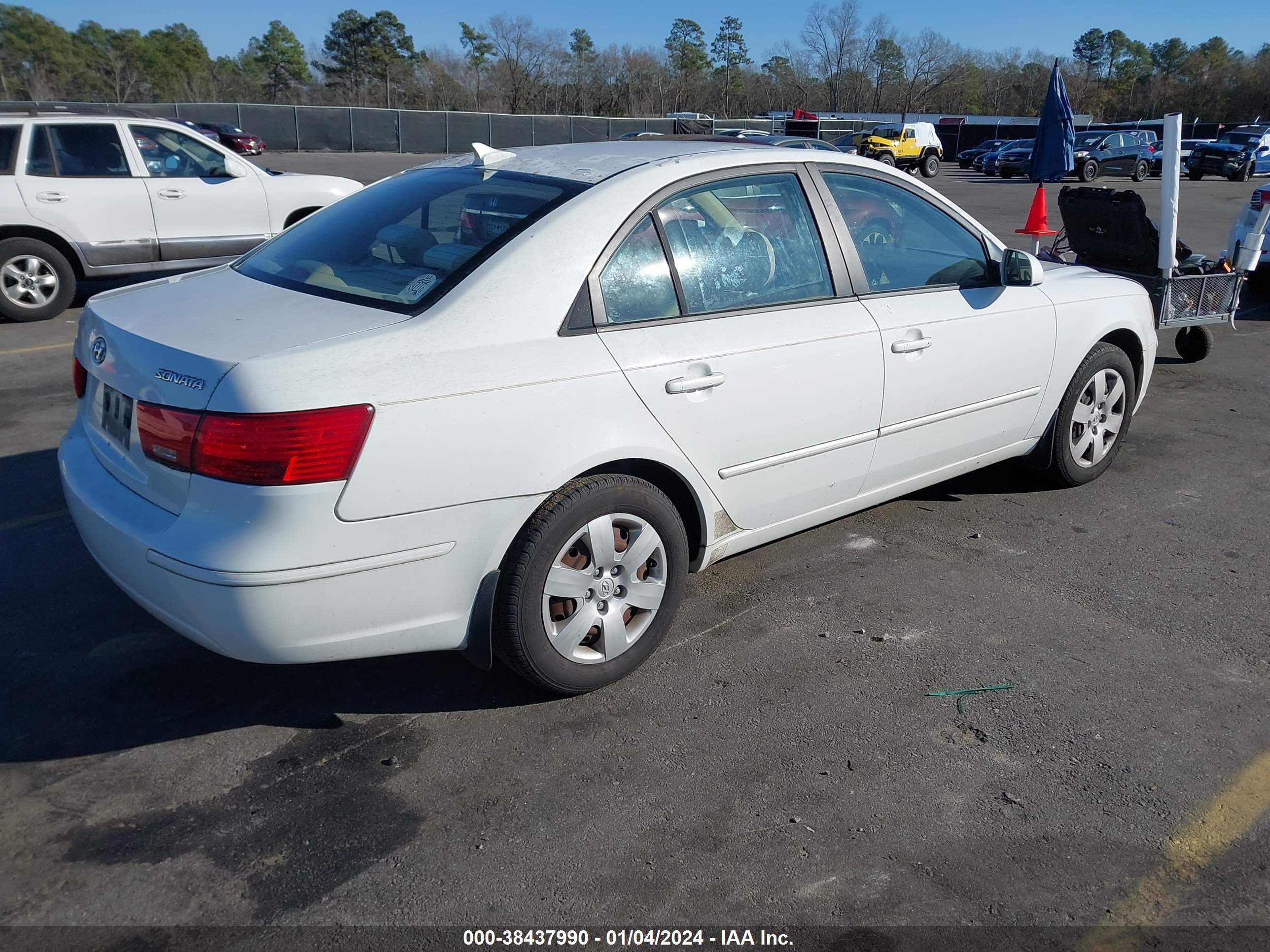 Photo 3 VIN: 5NPET46C89H507878 - HYUNDAI SONATA 