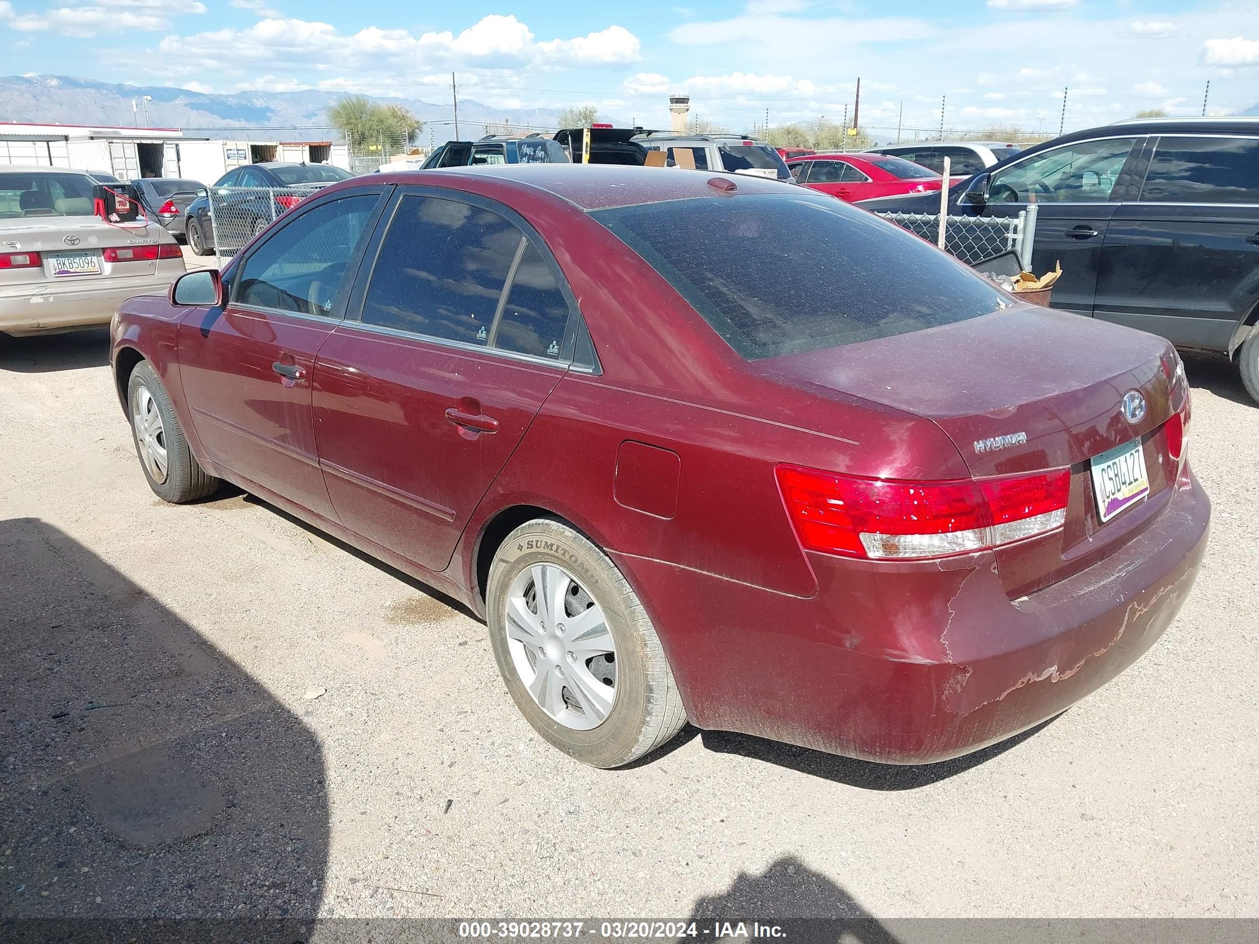 Photo 2 VIN: 5NPET46C98H342048 - HYUNDAI SONATA 