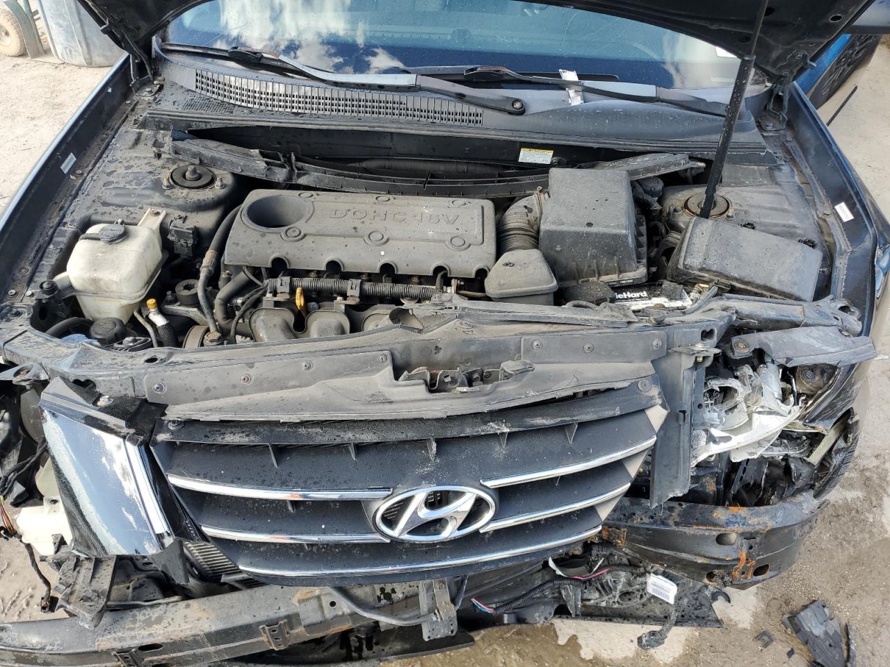 Photo 10 VIN: 5NPET46C99H415999 - HYUNDAI SONATA 