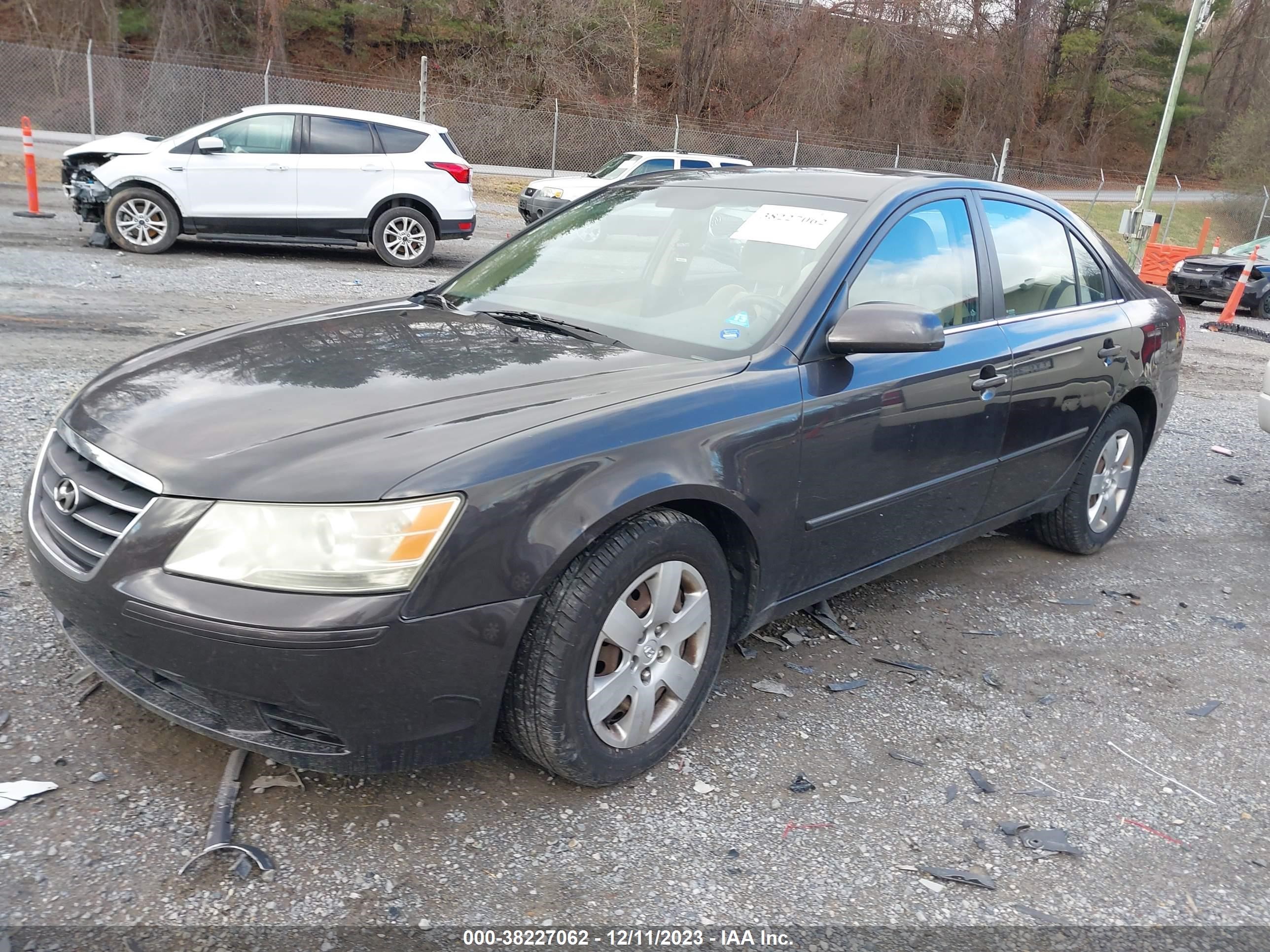 Photo 1 VIN: 5NPET46C99H498415 - HYUNDAI SONATA 