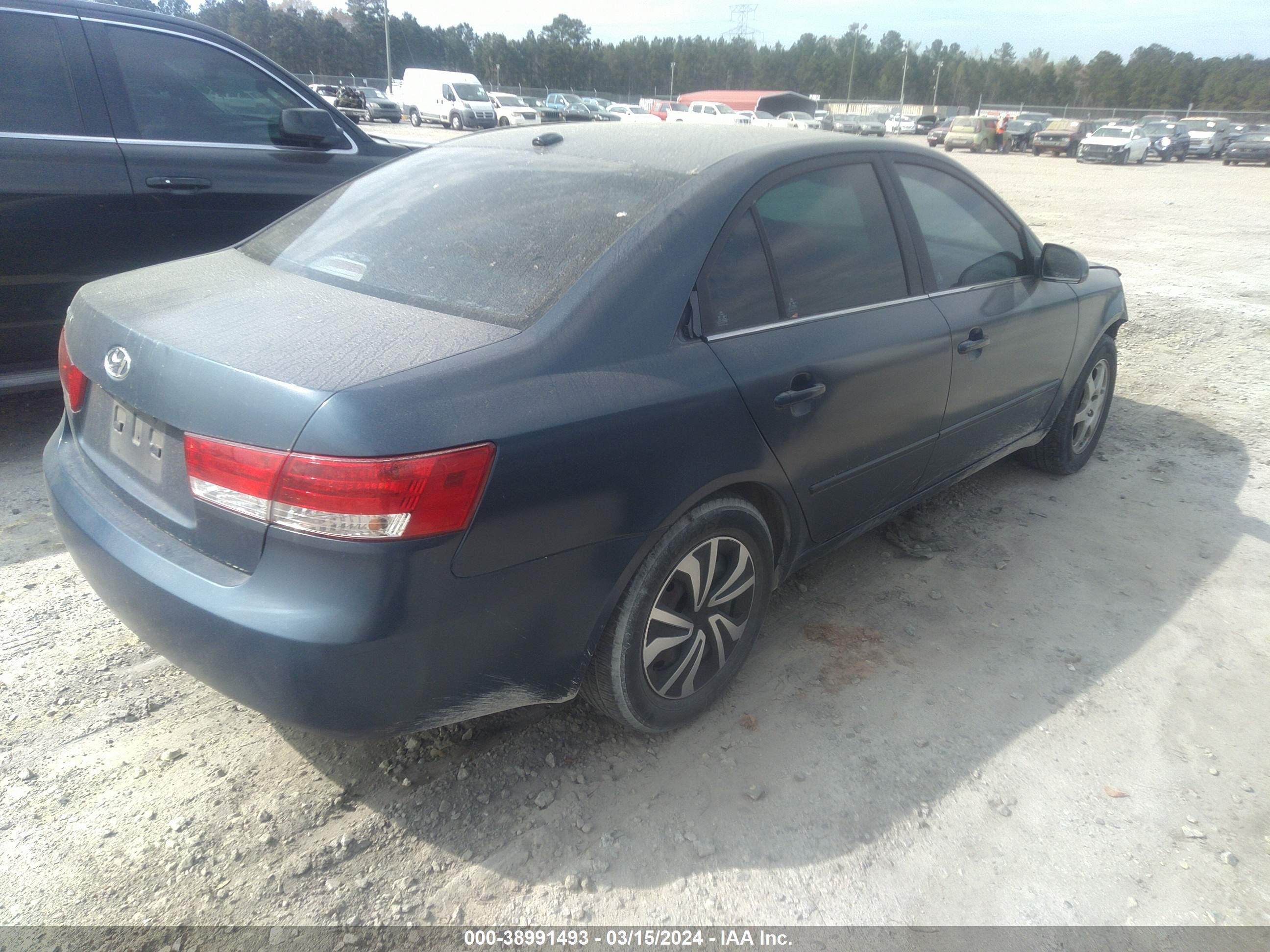 Photo 3 VIN: 5NPET46CX8H305784 - HYUNDAI SONATA 