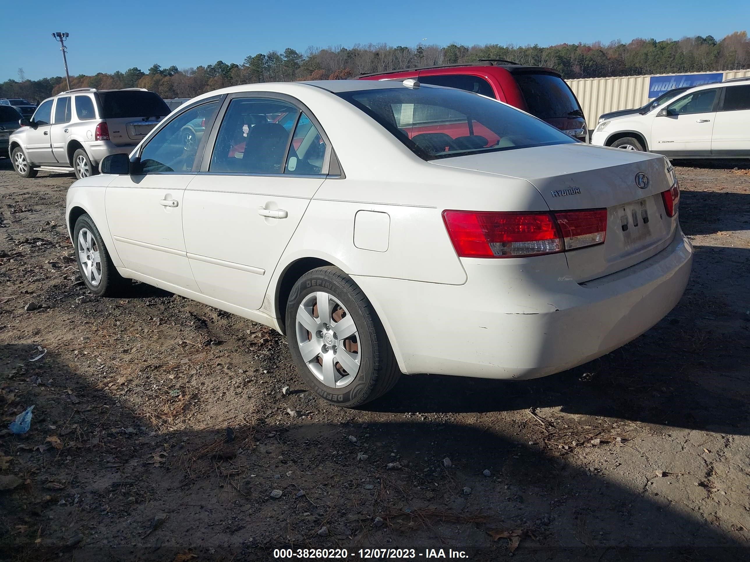 Photo 2 VIN: 5NPET46CX8H314372 - HYUNDAI SONATA 