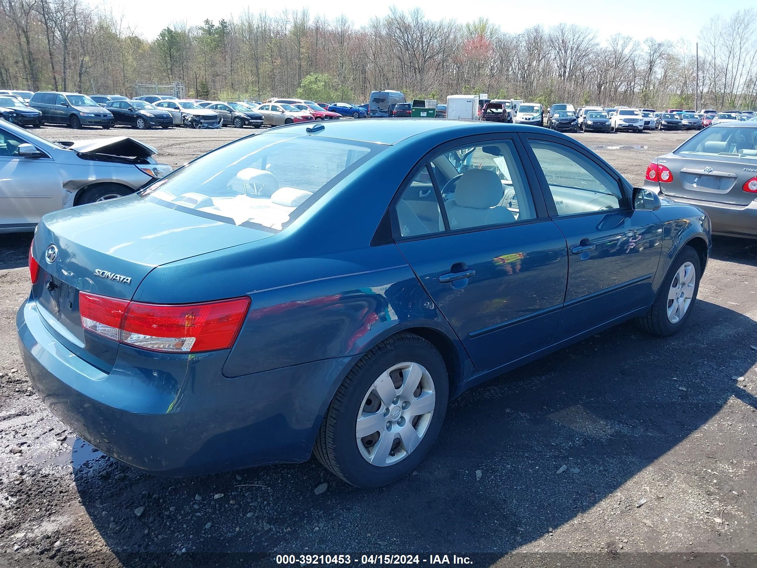 Photo 3 VIN: 5NPET46CX8H341507 - HYUNDAI SONATA 