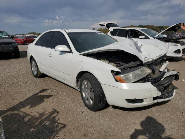 Photo 3 VIN: 5NPET46F68H364261 - HYUNDAI SONATA 