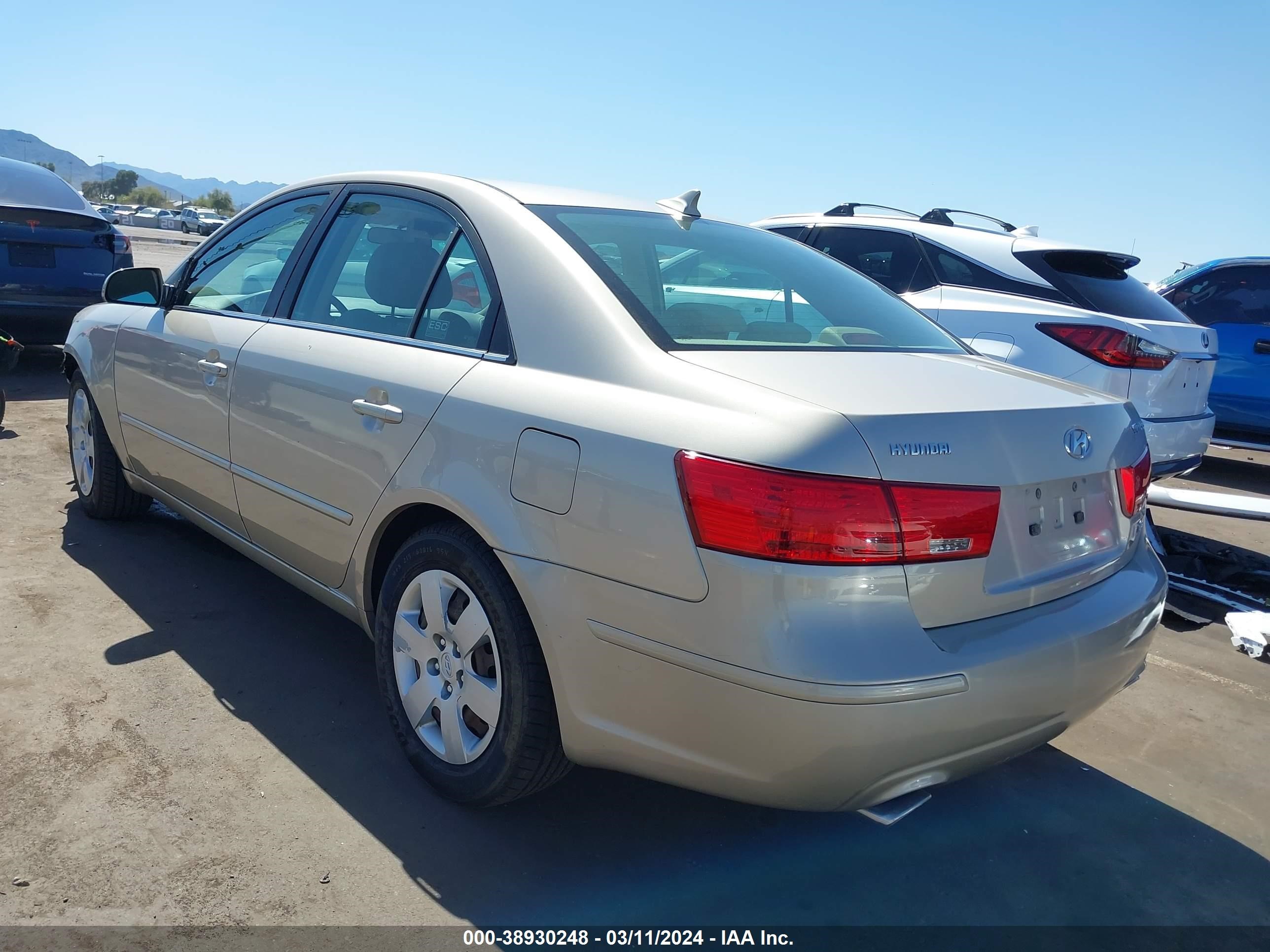 Photo 2 VIN: 5NPET46F69H453068 - HYUNDAI SONATA 