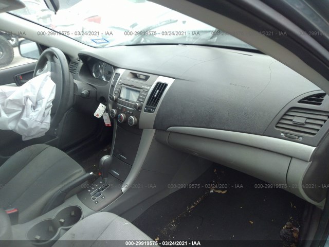 Photo 4 VIN: 5NPET4AC1AH648464 - HYUNDAI SONATA 