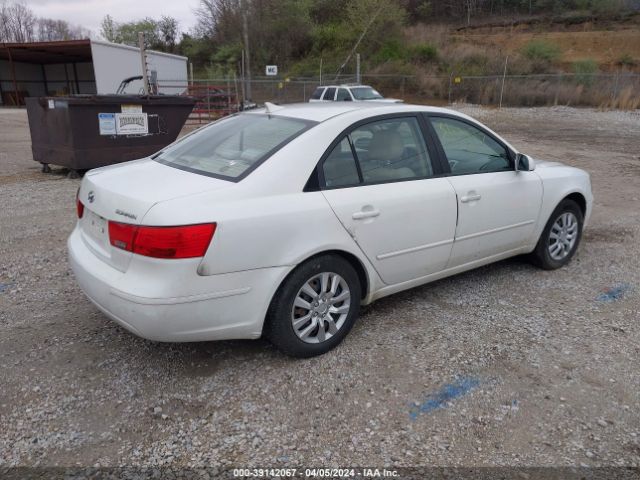 Photo 3 VIN: 5NPET4AC2AH599937 - HYUNDAI SONATA 