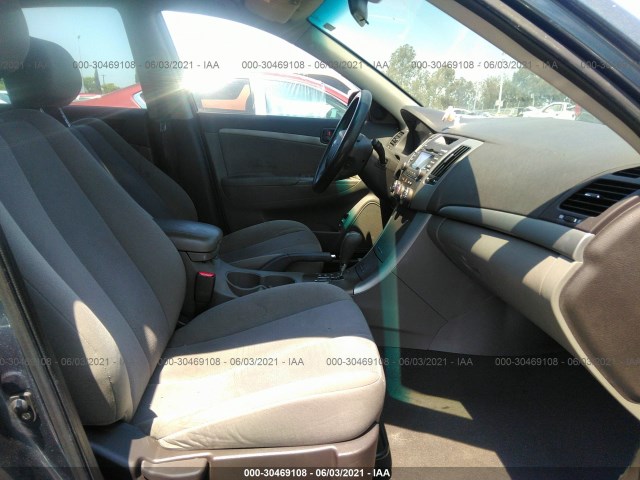 Photo 4 VIN: 5NPET4AC2AH658999 - HYUNDAI SONATA 