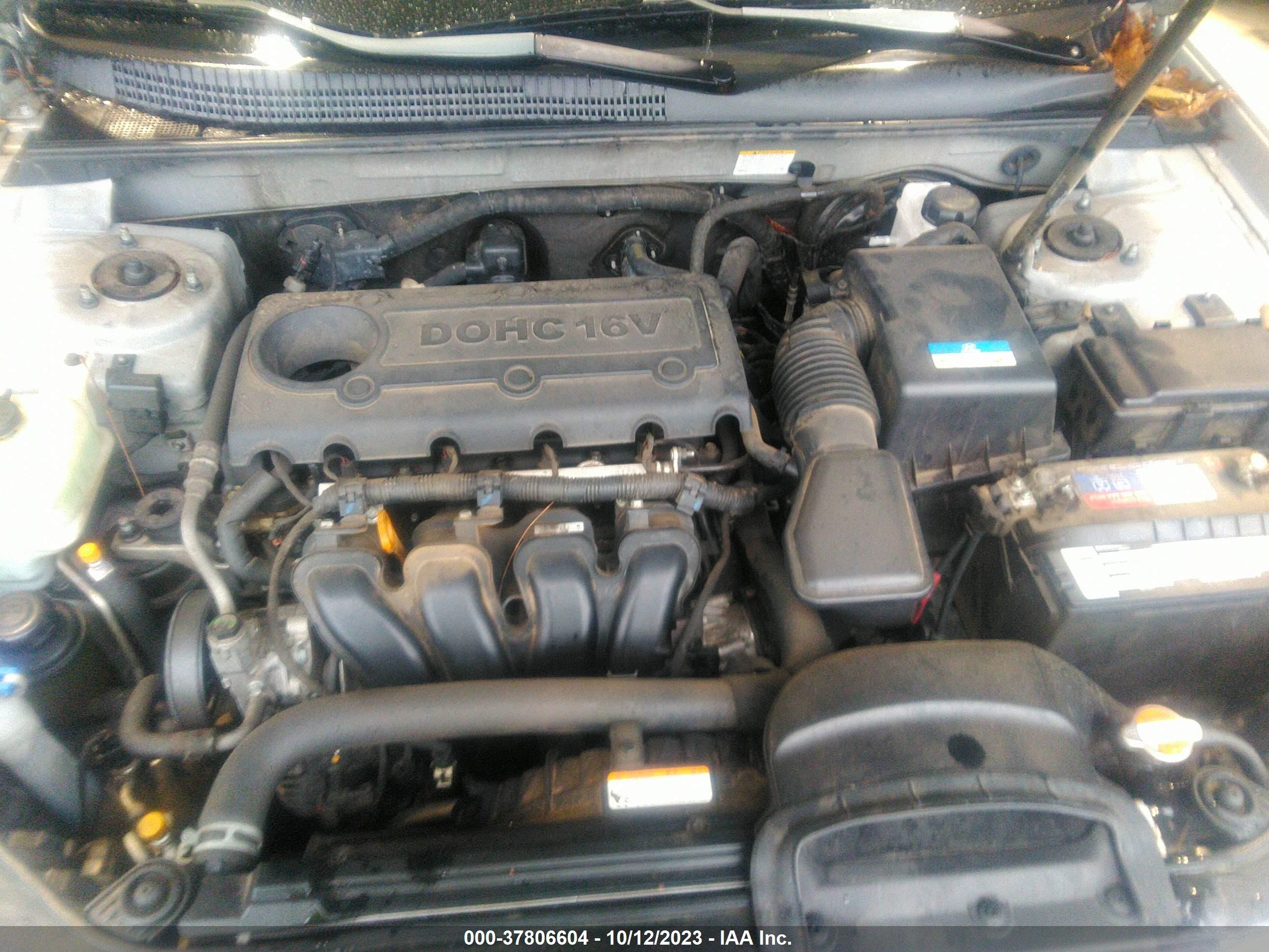 Photo 9 VIN: 5NPET4AC3AH601114 - HYUNDAI SONATA 