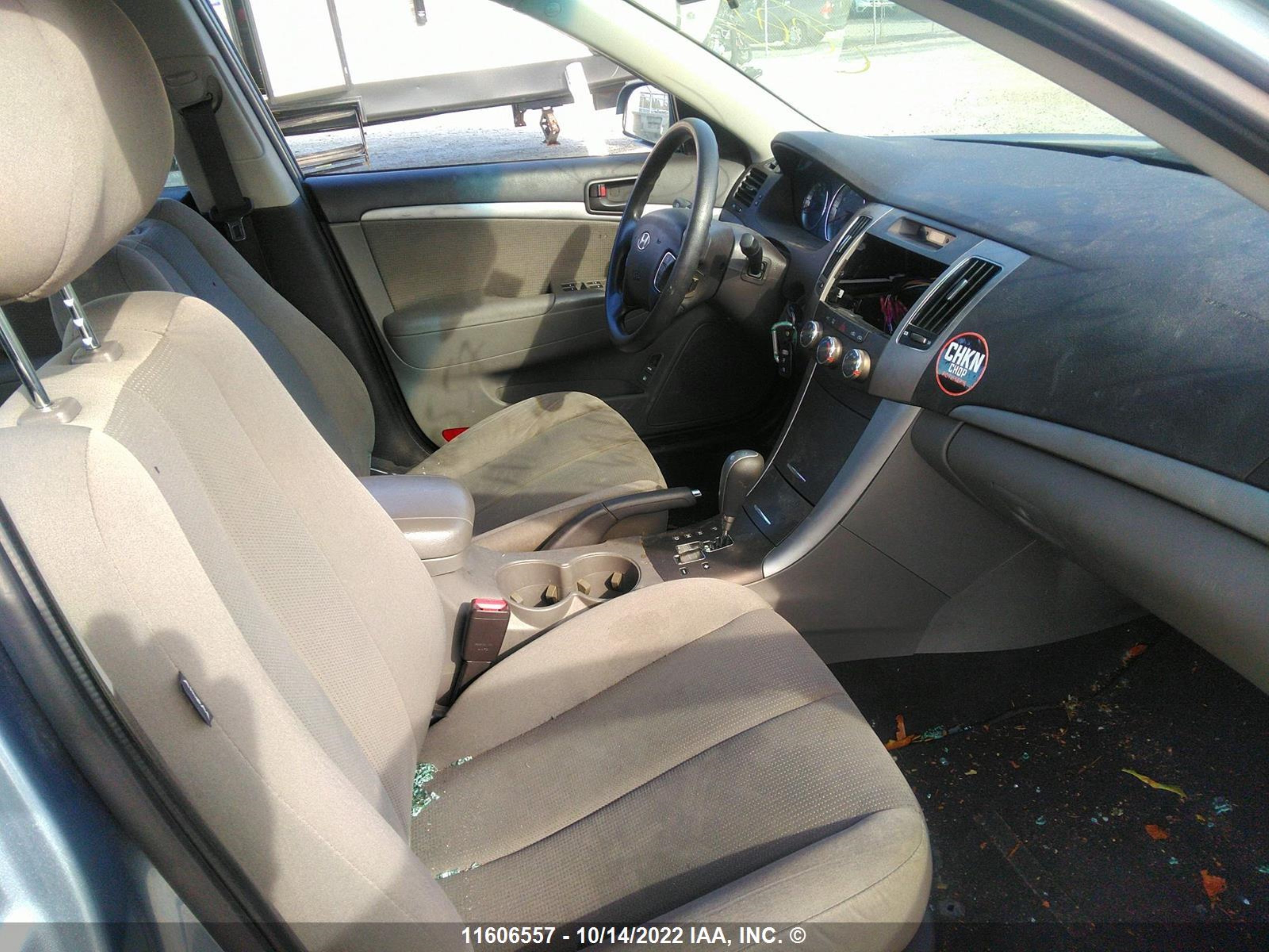 Photo 4 VIN: 5NPET4AC3AH619063 - HYUNDAI SONATA 