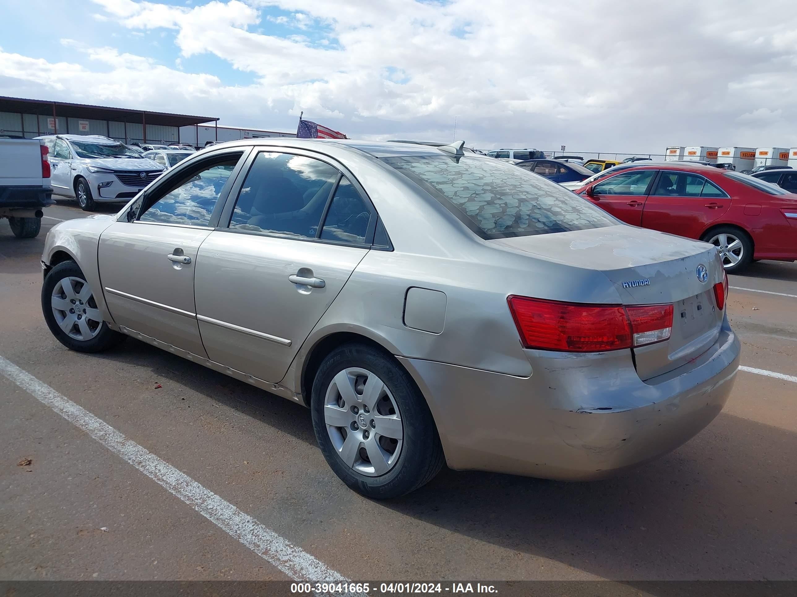 Photo 2 VIN: 5NPET4AC3AH624439 - HYUNDAI SONATA 