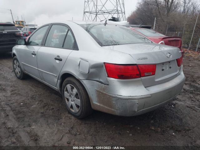 Photo 2 VIN: 5NPET4AC4AH586851 - HYUNDAI SONATA 