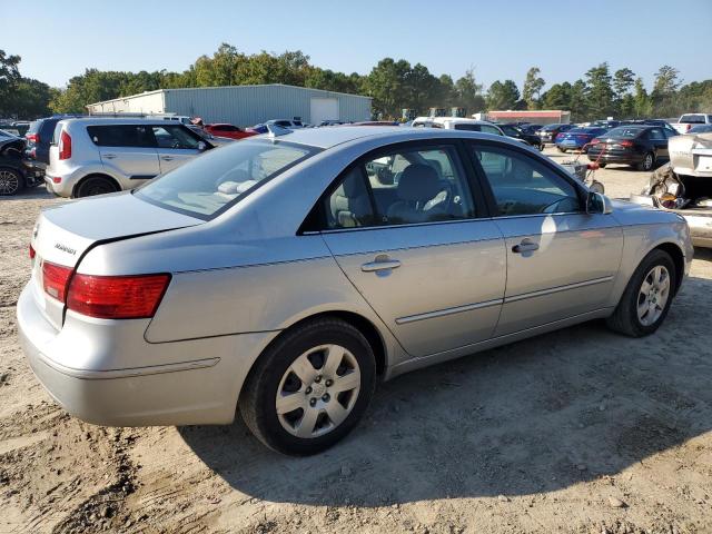 Photo 2 VIN: 5NPET4AC4AH587935 - HYUNDAI SONATA GLS 