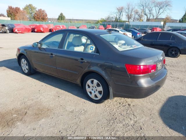 Photo 2 VIN: 5NPET4AC4AH589684 - HYUNDAI SONATA 