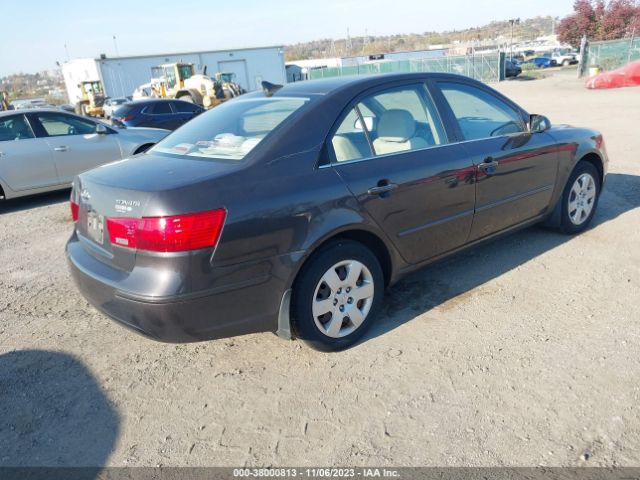 Photo 3 VIN: 5NPET4AC4AH589684 - HYUNDAI SONATA 