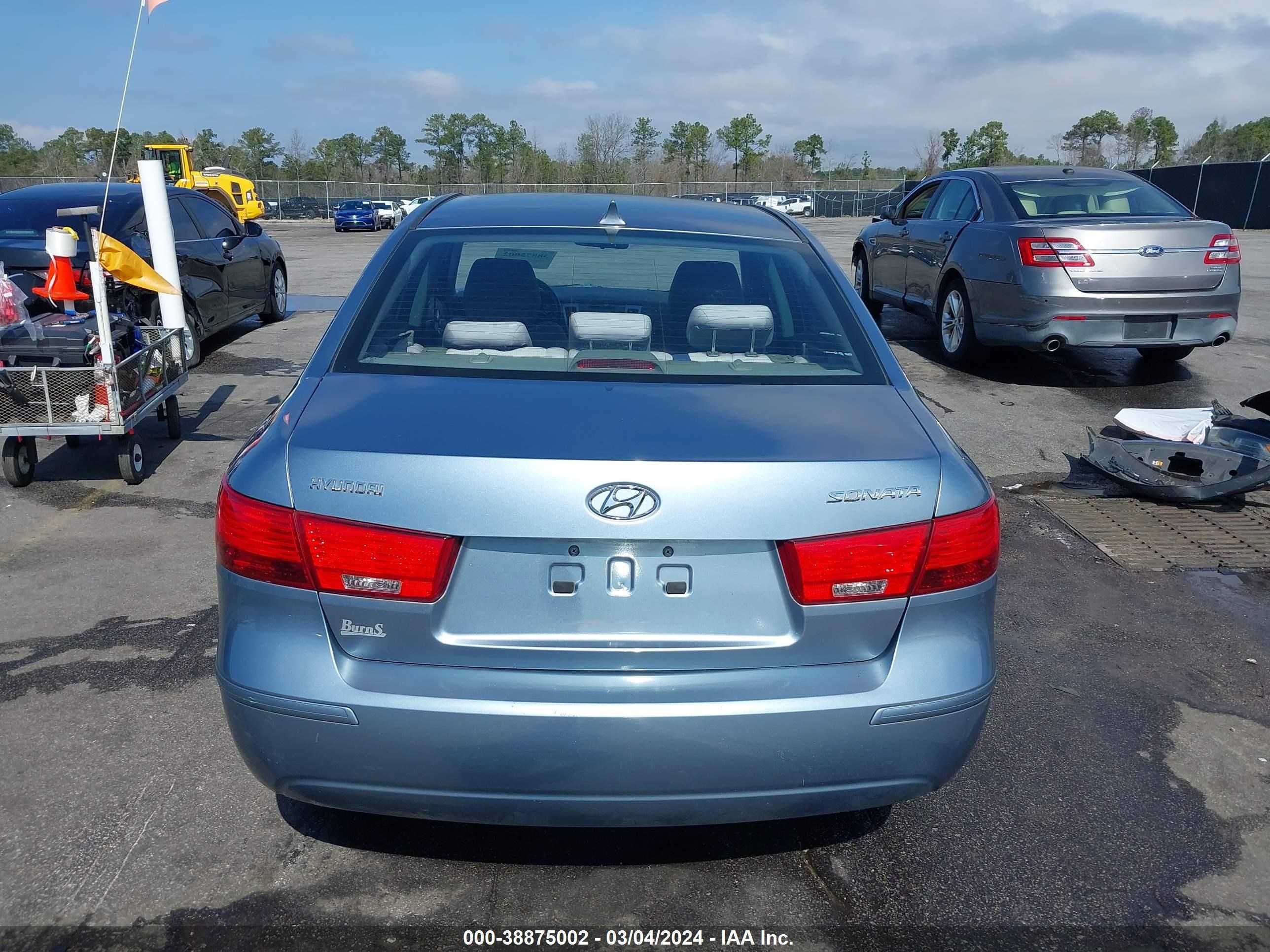 Photo 15 VIN: 5NPET4AC4AH640892 - HYUNDAI SONATA 