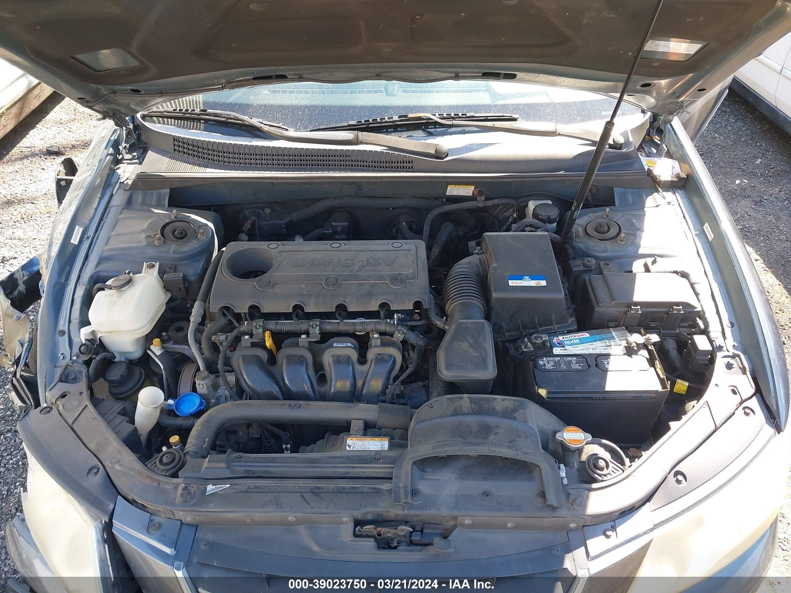 Photo 9 VIN: 5NPET4AC5AH593744 - HYUNDAI SONATA 