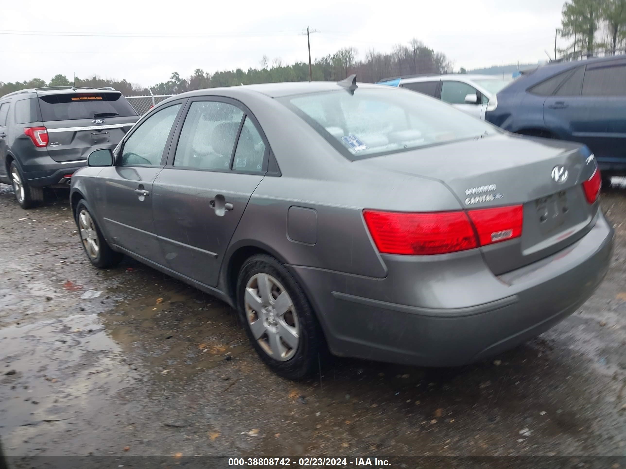 Photo 2 VIN: 5NPET4AC5AH611403 - HYUNDAI SONATA 