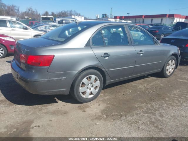 Photo 3 VIN: 5NPET4AC5AH616326 - HYUNDAI SONATA 