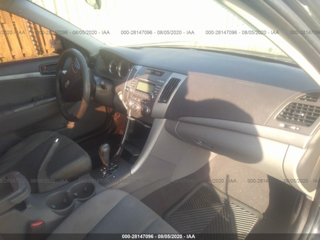 Photo 4 VIN: 5NPET4AC7AH614190 - HYUNDAI SONATA 