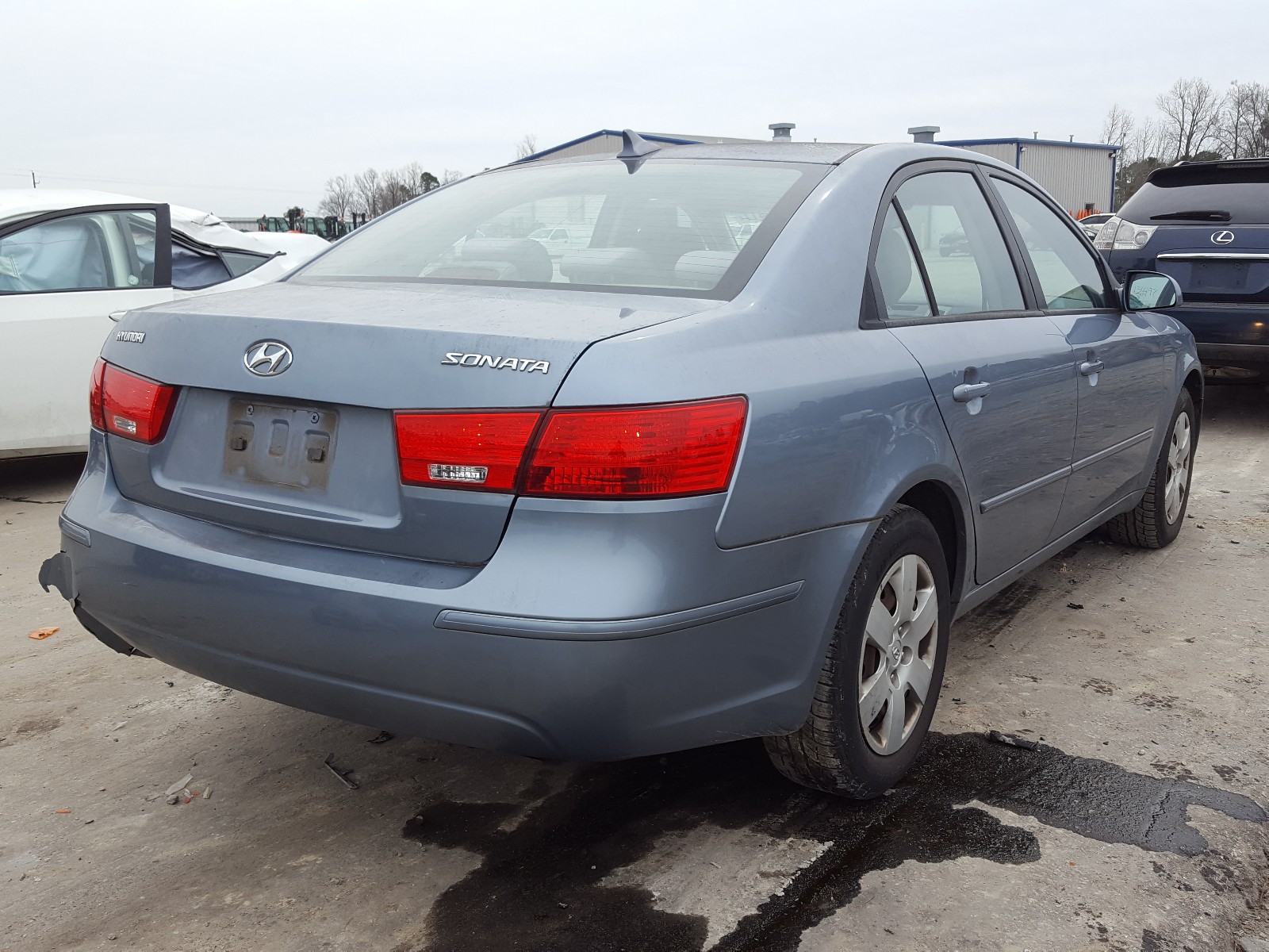 Photo 3 VIN: 5NPET4AC7AH639204 - HYUNDAI SONATA GLS 