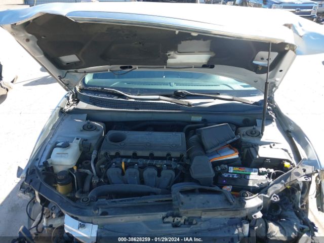 Photo 9 VIN: 5NPET4AC8AH577070 - HYUNDAI SONATA 