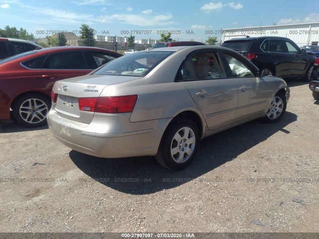 Photo 3 VIN: 5NPET4AC8AH582379 - HYUNDAI SONATA 