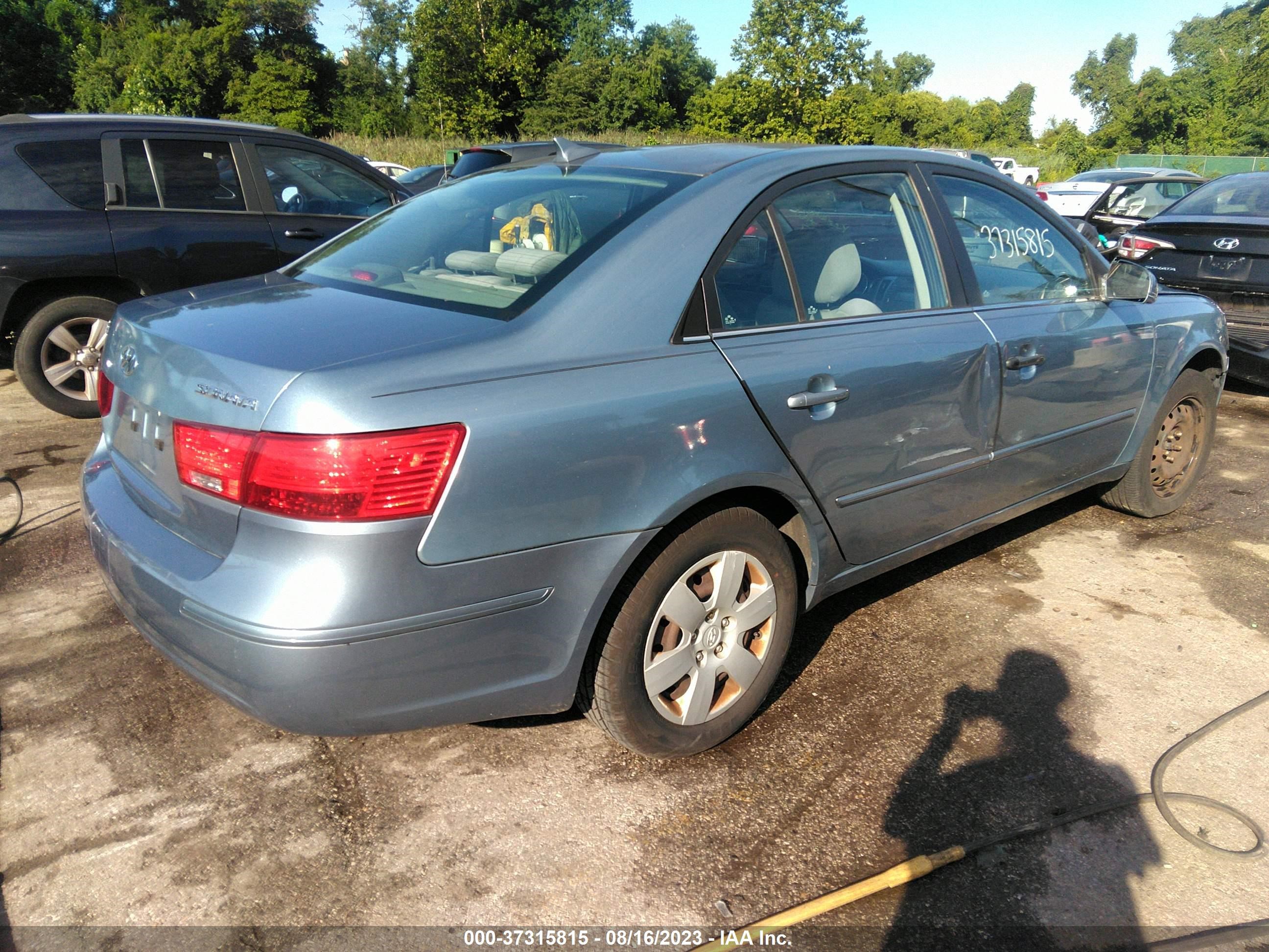 Photo 3 VIN: 5NPET4AC8AH641057 - HYUNDAI SONATA 