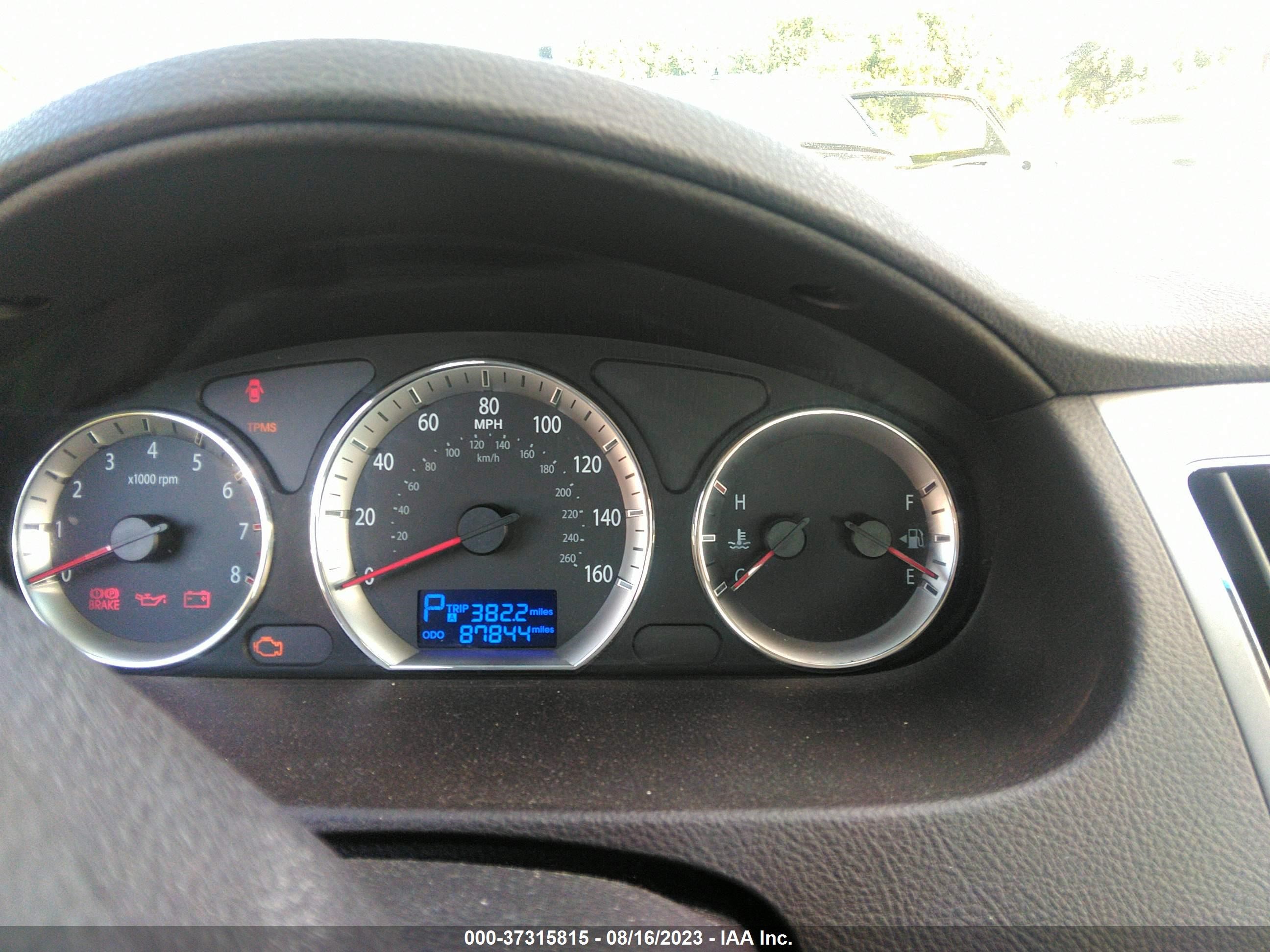 Photo 6 VIN: 5NPET4AC8AH641057 - HYUNDAI SONATA 