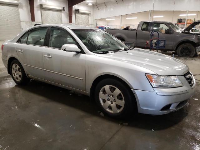 Photo 3 VIN: 5NPET4AC9AH605488 - HYUNDAI SONATA GLS 