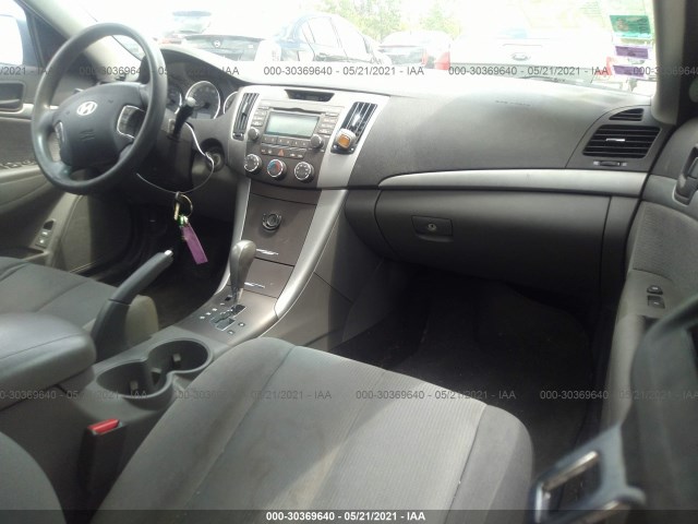 Photo 4 VIN: 5NPET4AC9AH654741 - HYUNDAI SONATA 